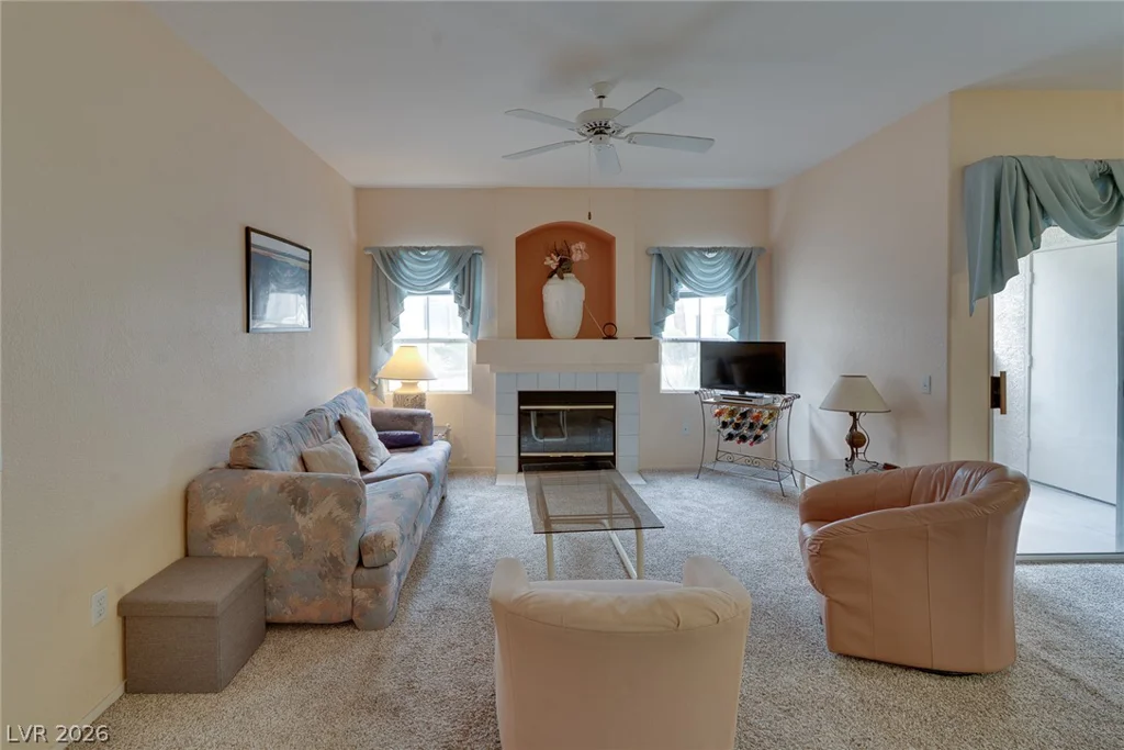 5415 Harmon, Las Vegas, NV 89103