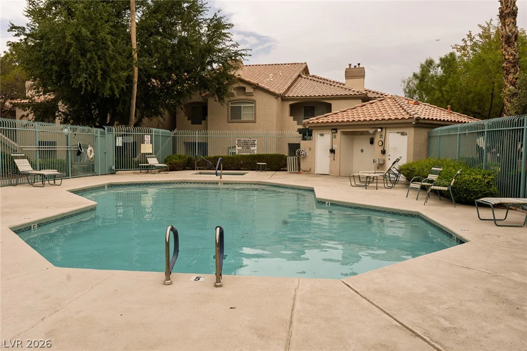 5415 Harmon, Las Vegas, NV 89103