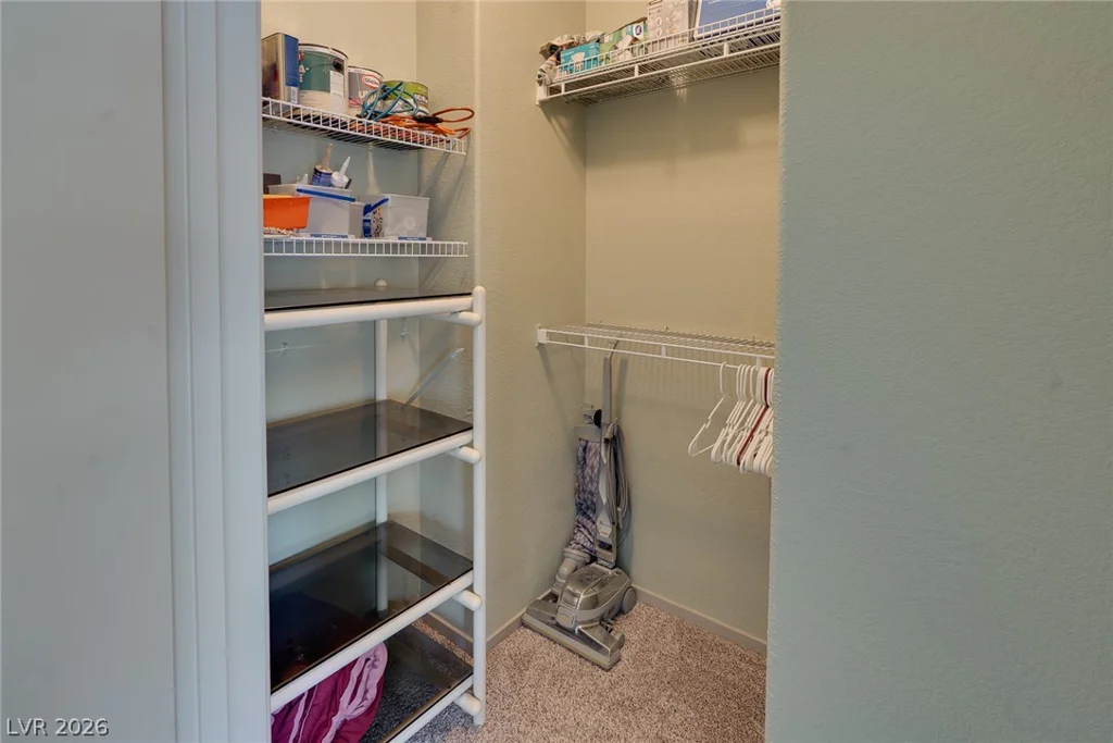5415 Harmon, Las Vegas, NV 89103