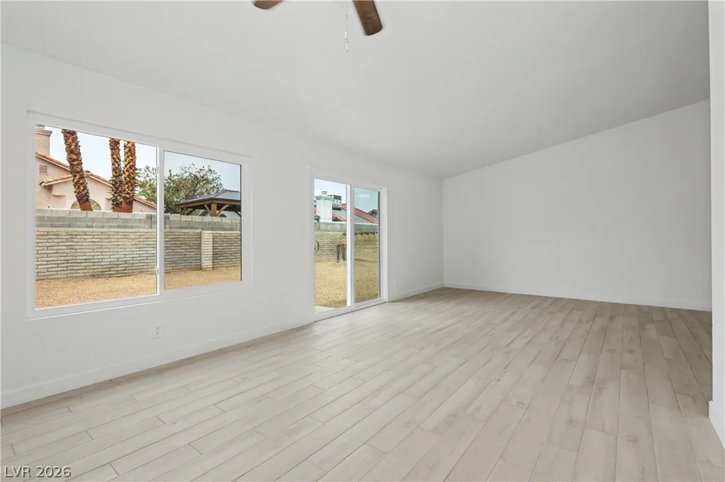 5227 Sepulveda, Las Vegas, NV 89118