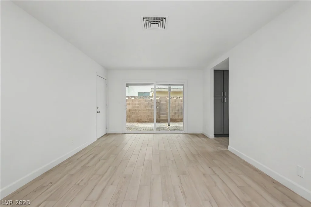 5227 Sepulveda, Las Vegas, NV 89118