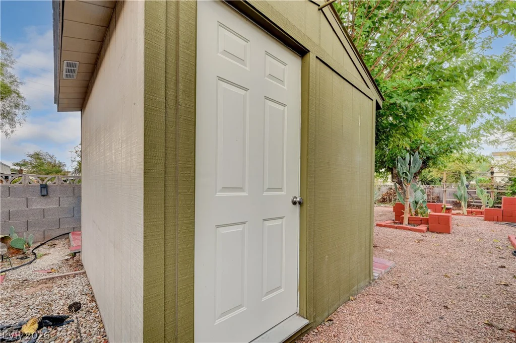 3530 Katmai, Las Vegas, NV 89122