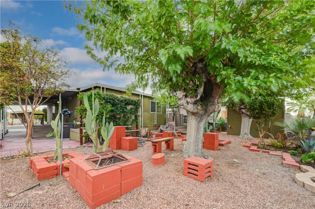 3530 Katmai, Las Vegas, NV 89122