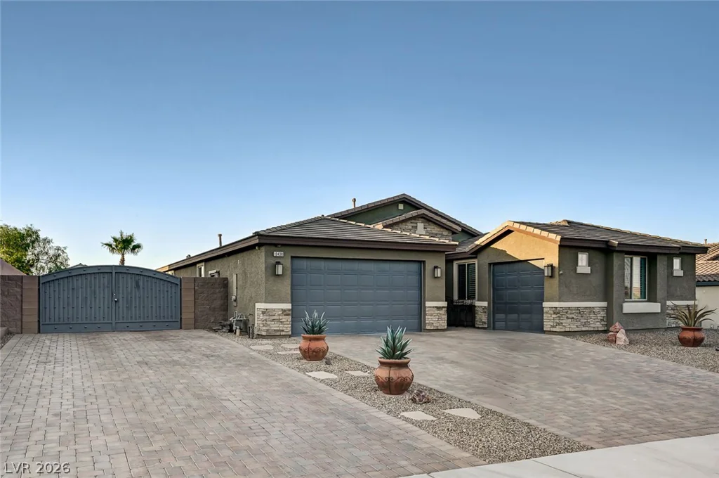 10430 Amulet Ridge, Las Vegas, NV 89149