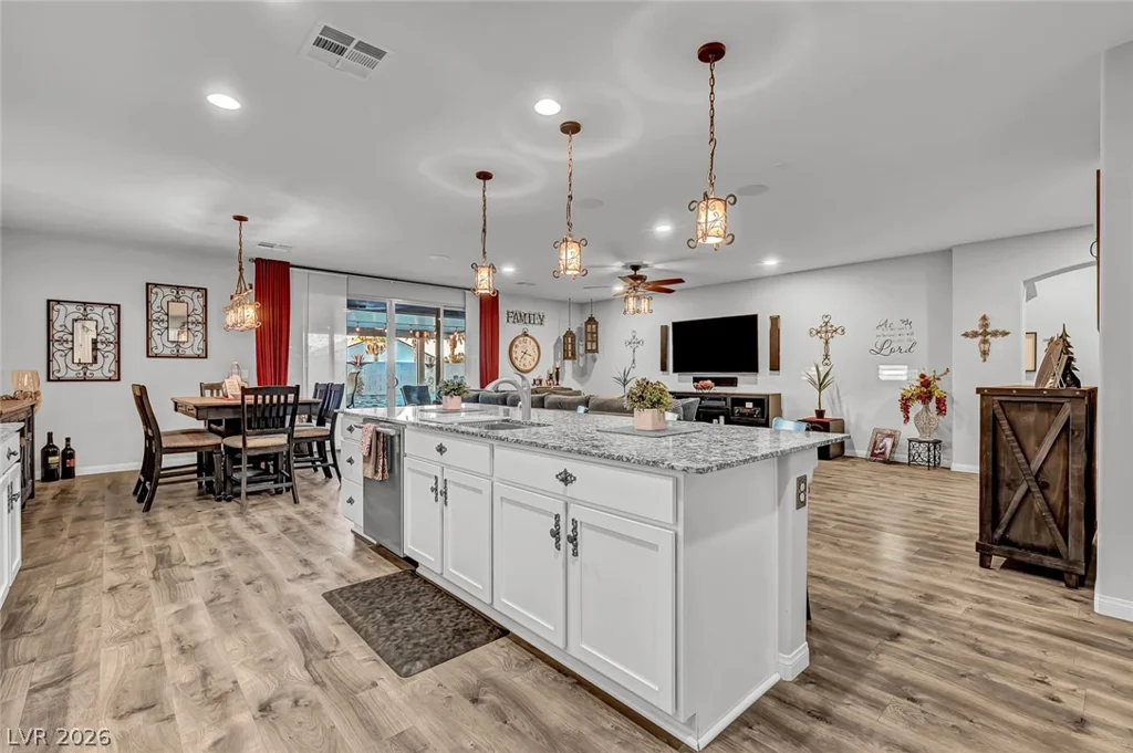 10430 Amulet Ridge, Las Vegas, NV 89149