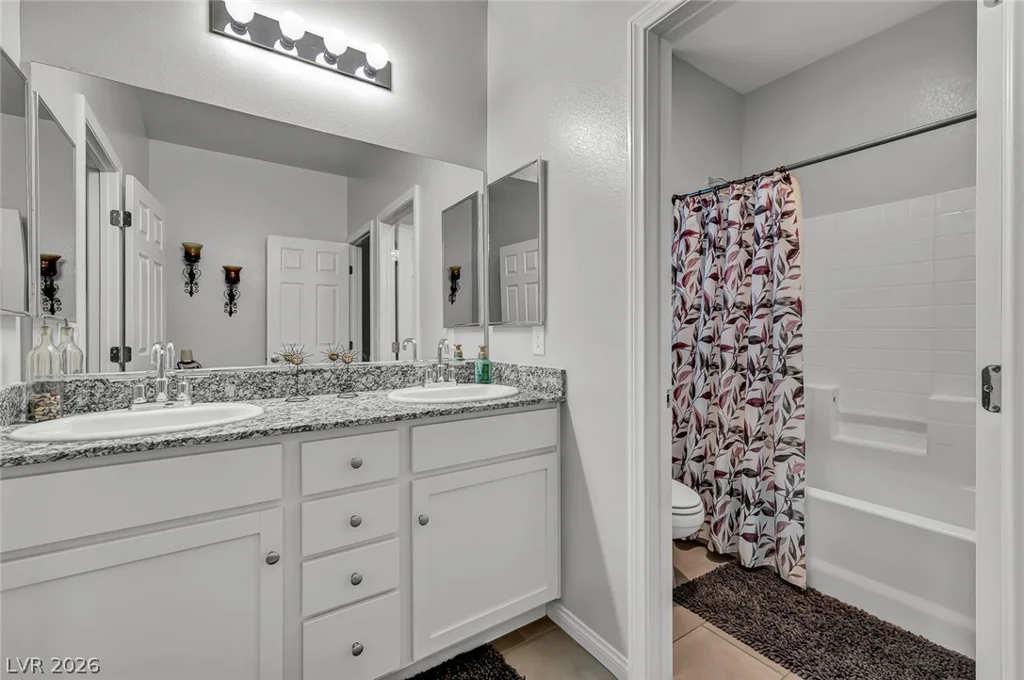 10430 Amulet Ridge, Las Vegas, NV 89149