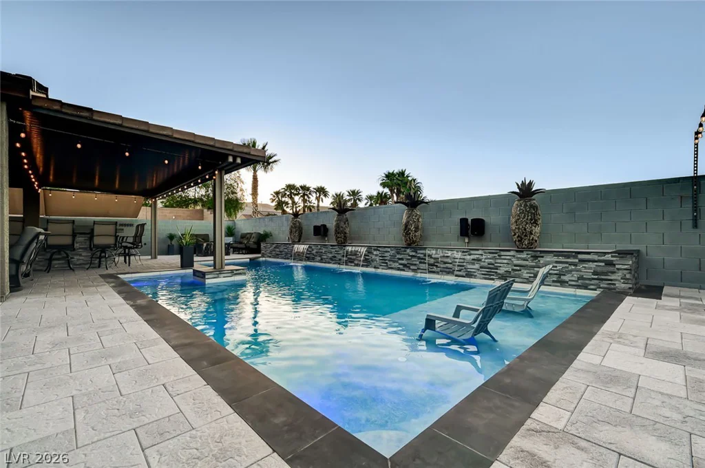 10430 Amulet Ridge, Las Vegas, NV 89149