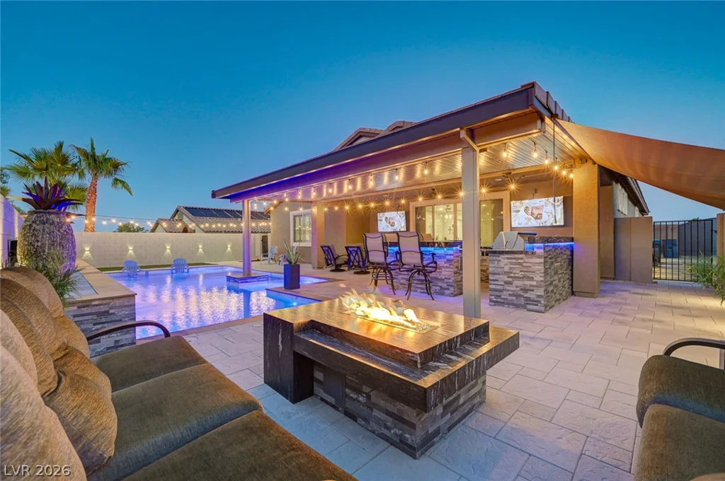 10430 Amulet Ridge, Las Vegas, NV 89149