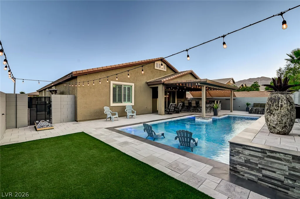10430 Amulet Ridge, Las Vegas, NV 89149