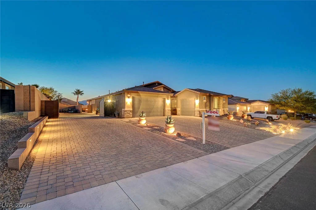 10430 Amulet Ridge, Las Vegas, NV 89149