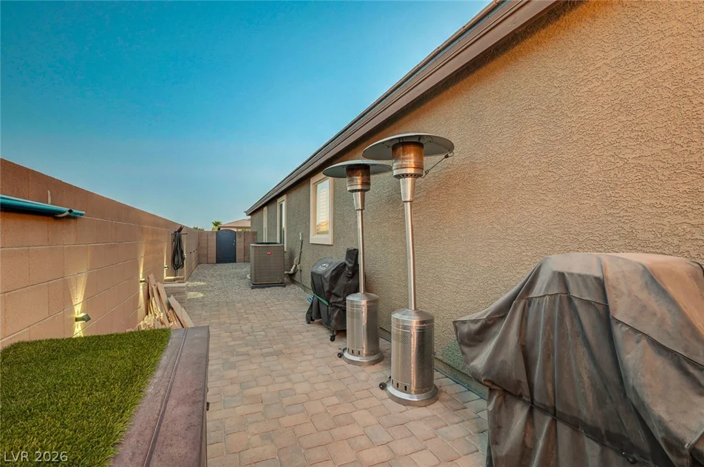 10430 Amulet Ridge, Las Vegas, NV 89149
