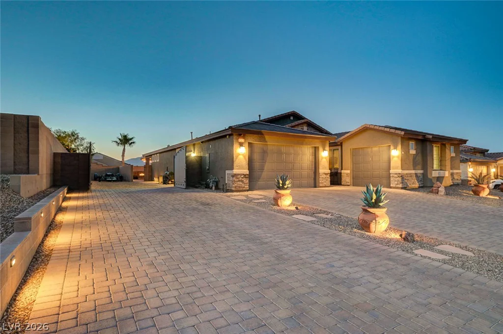 10430 Amulet Ridge, Las Vegas, NV 89149