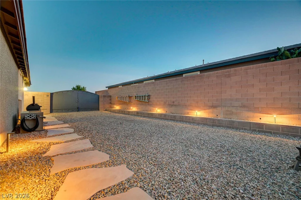 10430 Amulet Ridge, Las Vegas, NV 89149