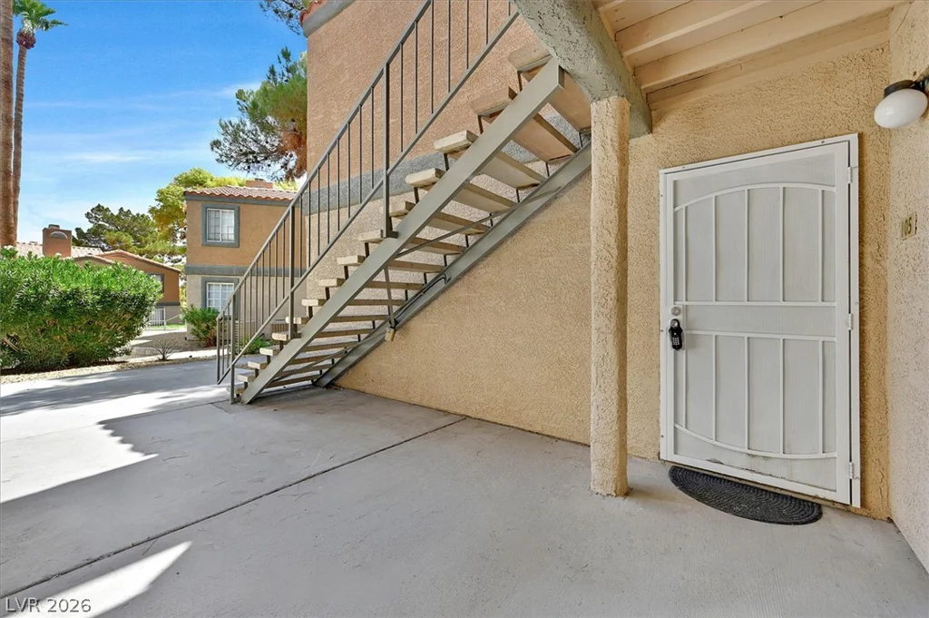 220 Mission Newport, Las Vegas, NV 89107
