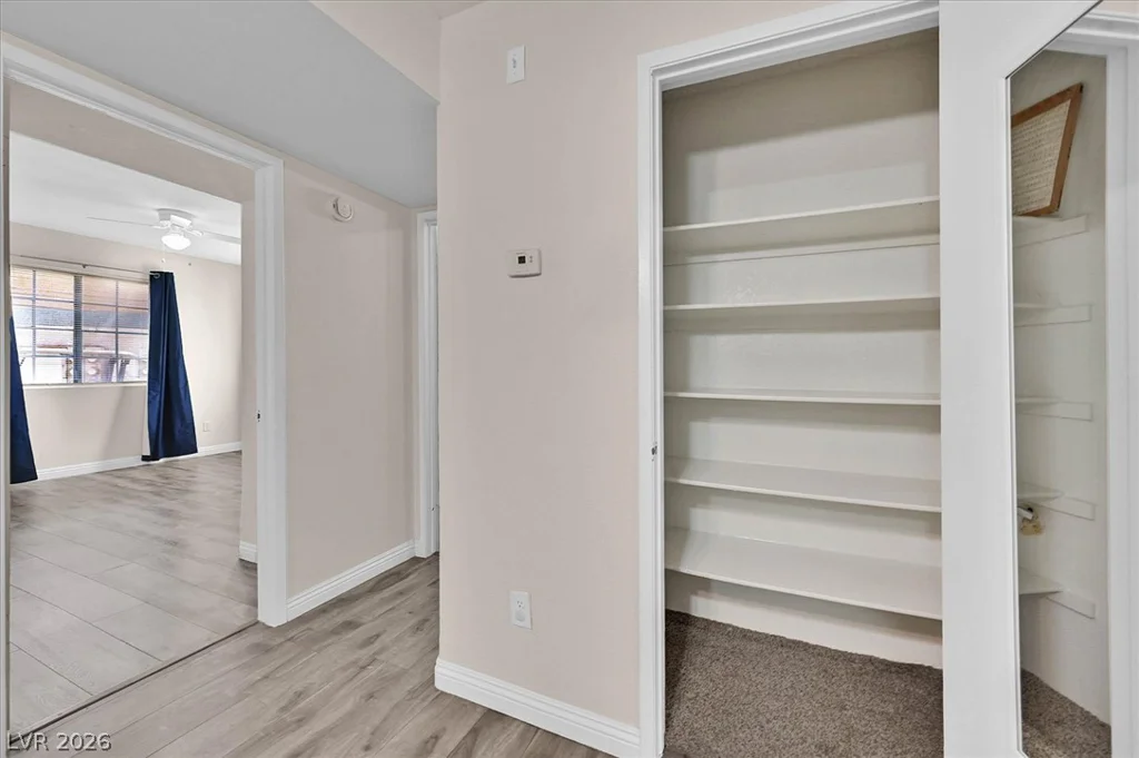 220 Mission Newport, Las Vegas, NV 89107