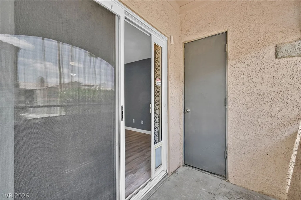 220 Mission Newport, Las Vegas, NV 89107
