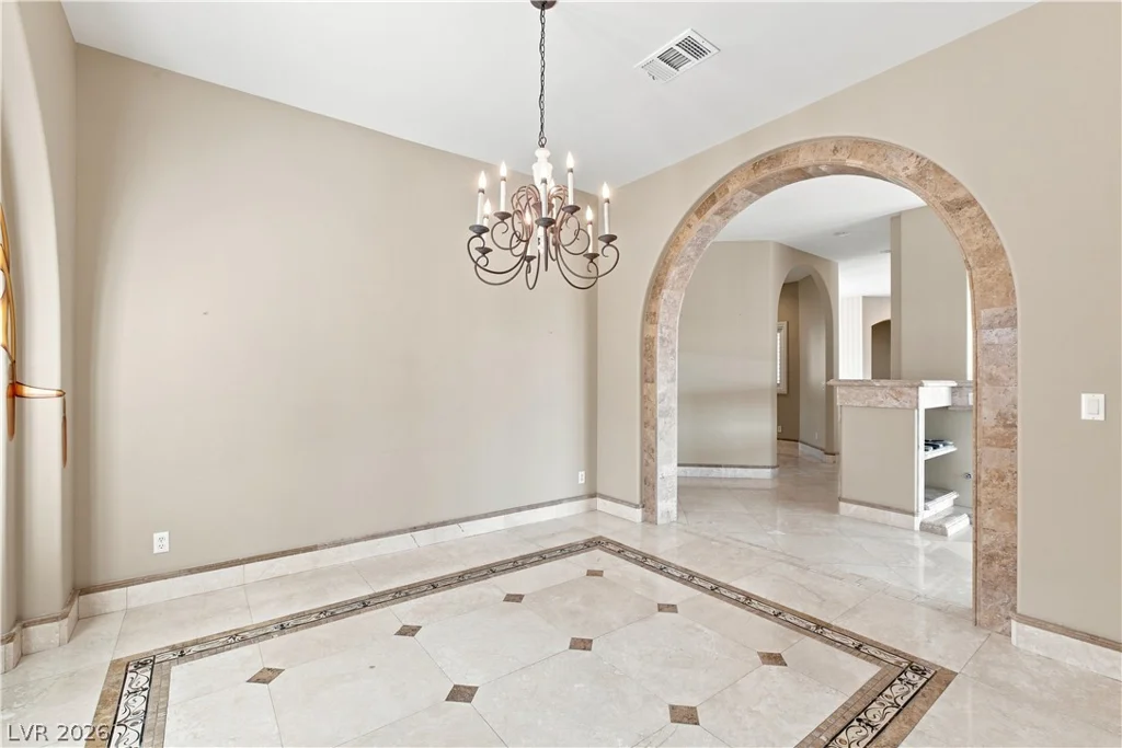 16 Placa De Rei, Henderson, NV 89011