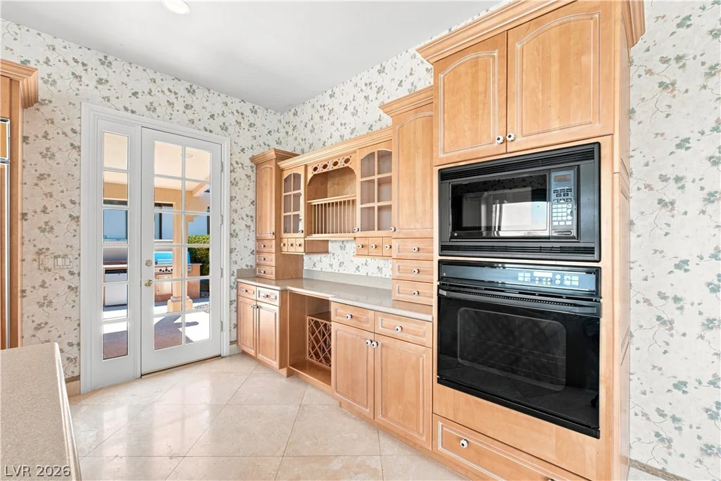 16 Placa De Rei, Henderson, NV 89011