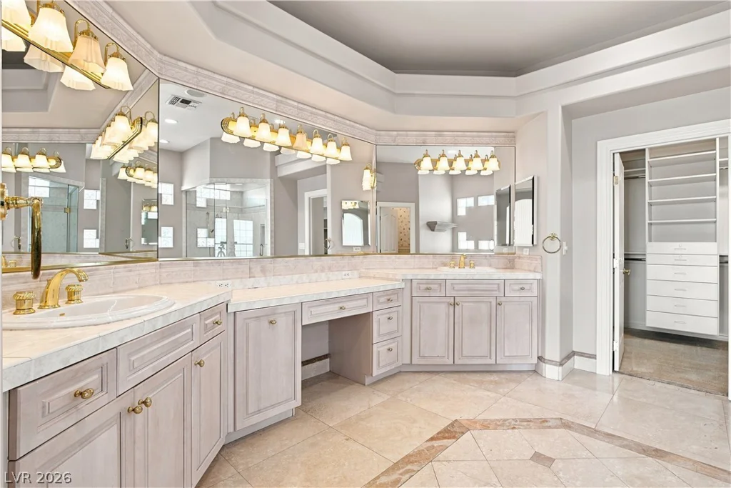 16 Placa De Rei, Henderson, NV 89011