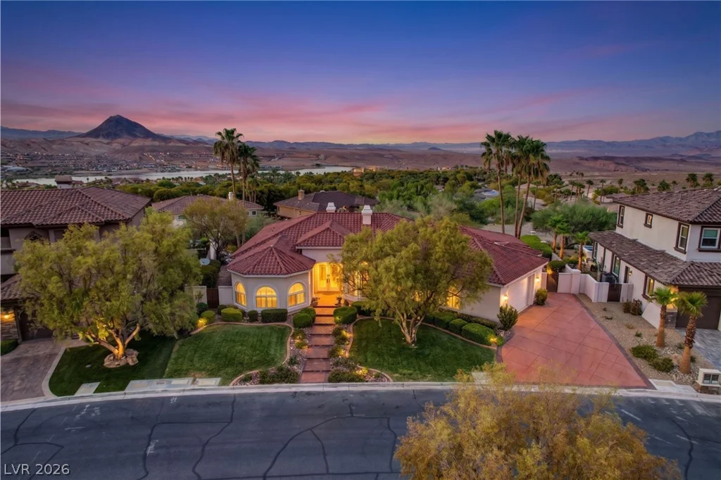 16 Placa De Rei, Henderson, NV 89011