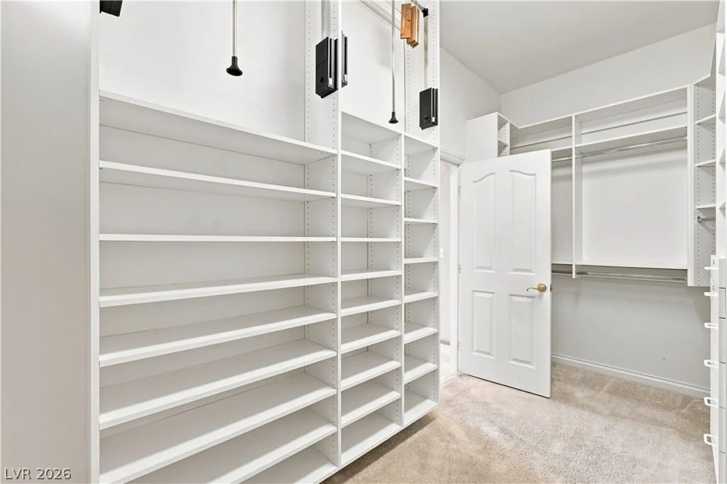 16 Placa De Rei, Henderson, NV 89011