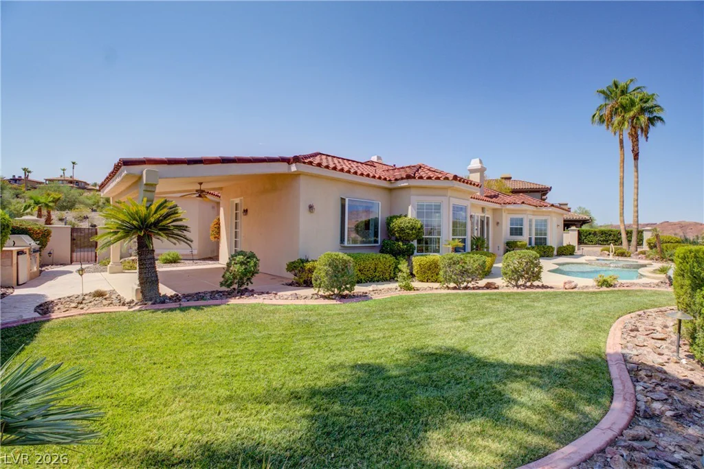 16 Placa De Rei, Henderson, NV 89011