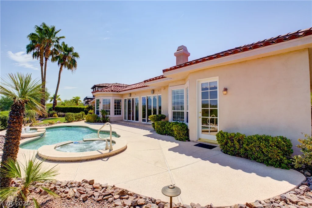 16 Placa De Rei, Henderson, NV 89011