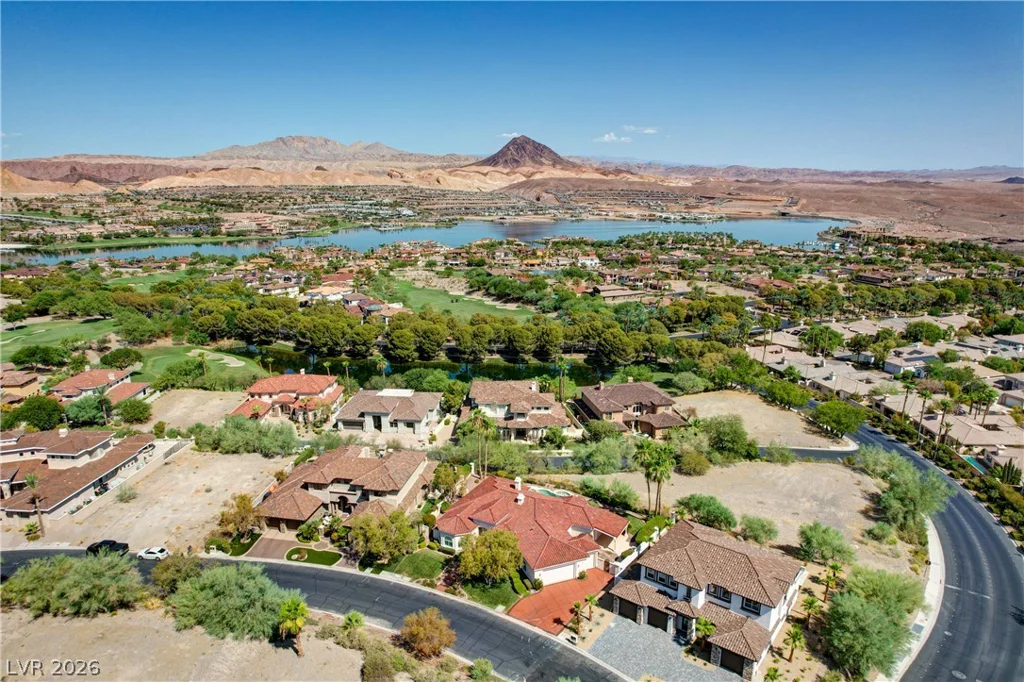 16 Placa De Rei, Henderson, NV 89011