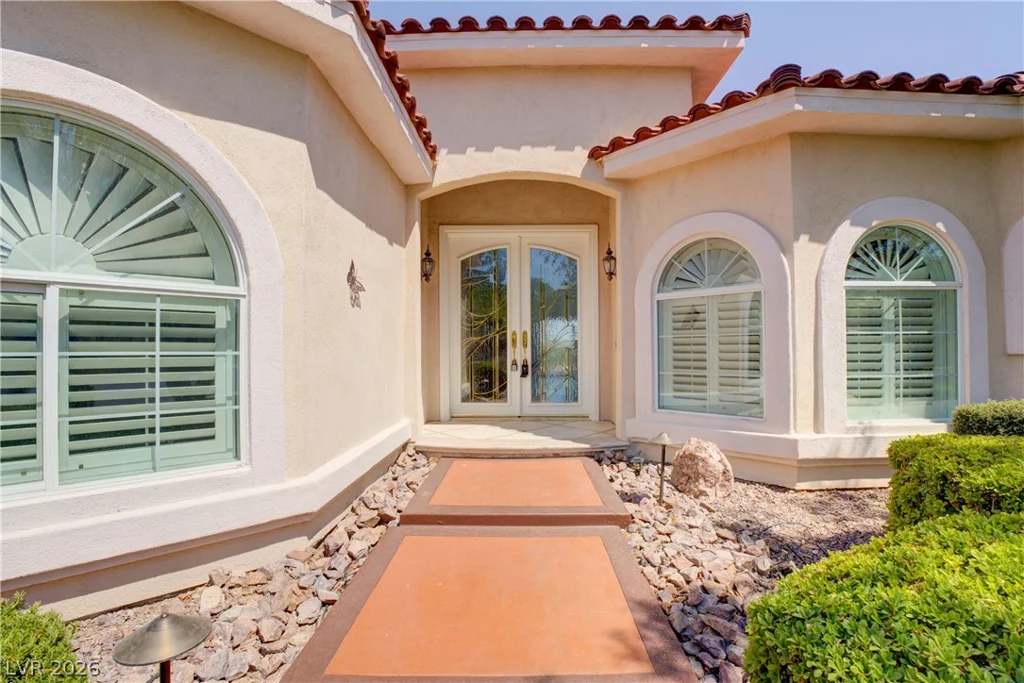 16 Placa De Rei, Henderson, NV 89011