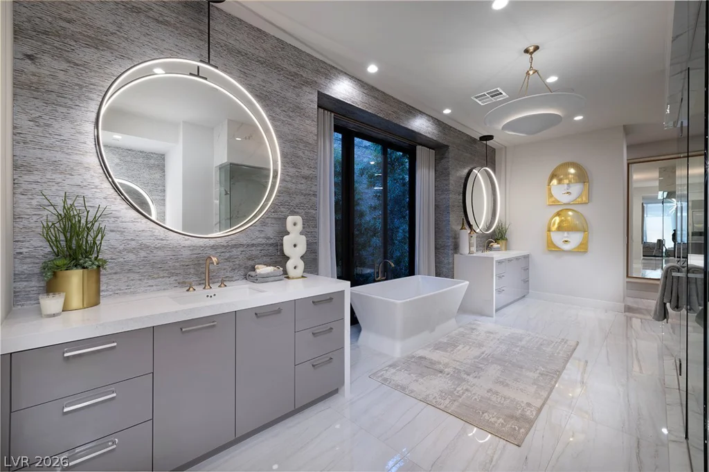 527 Overlook Rim, Henderson, NV 89012