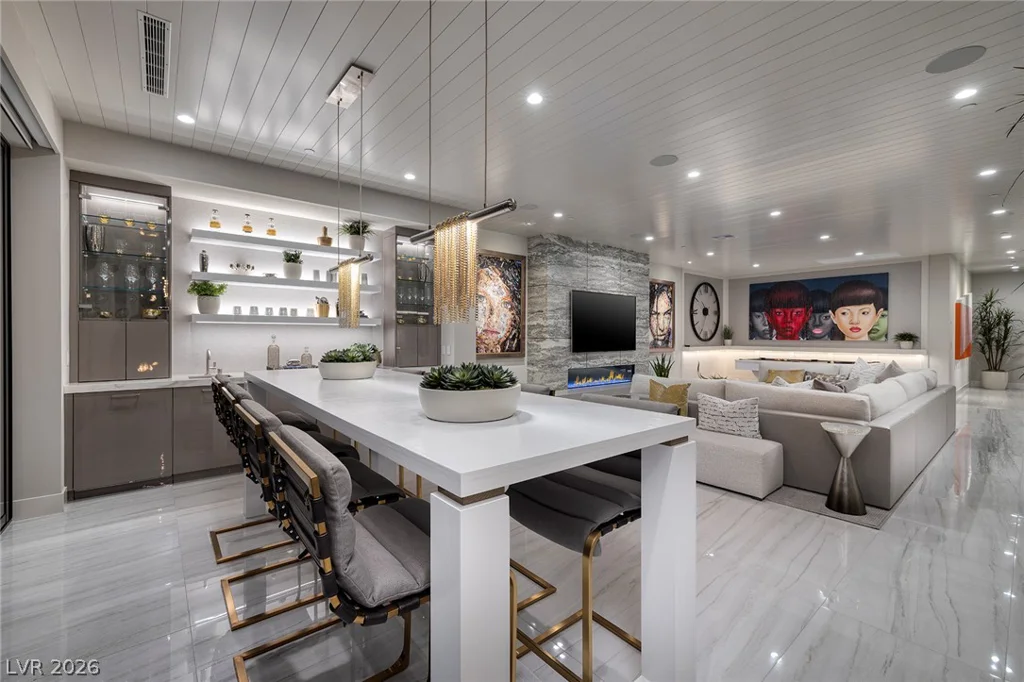 527 Overlook Rim, Henderson, NV 89012
