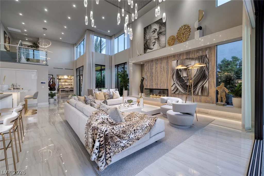 527 Overlook Rim, Henderson, NV 89012