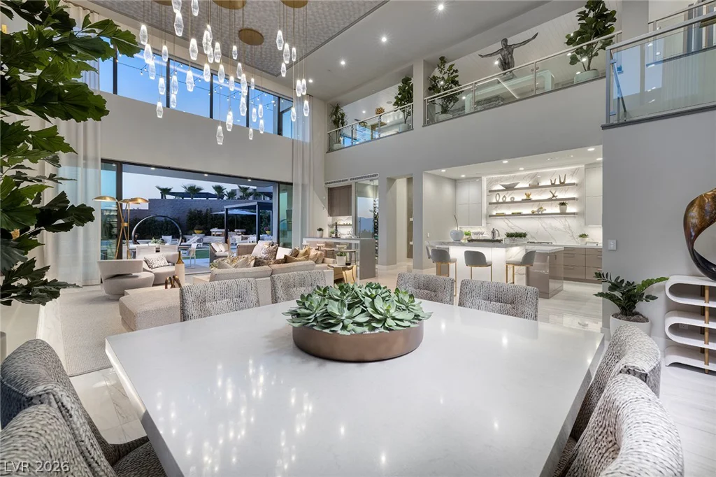 527 Overlook Rim, Henderson, NV 89012