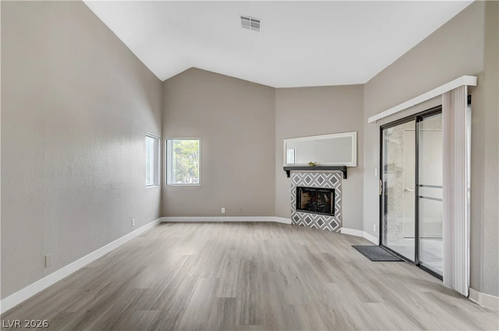 5074 Rainbow, Las Vegas, NV 89118