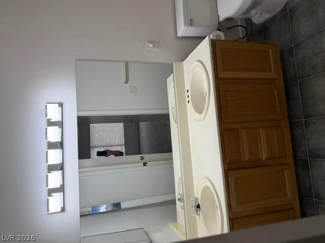 3060 Casey, Las Vegas, NV 89120