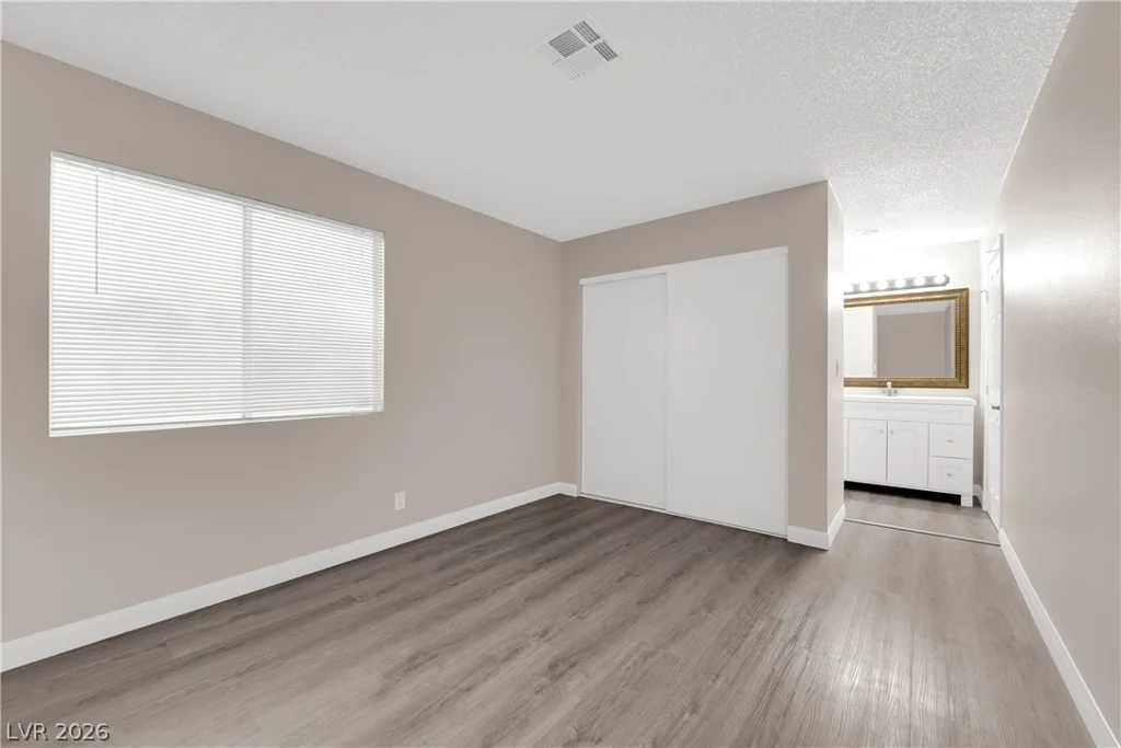 5049 Spencer, Las Vegas, NV 89119