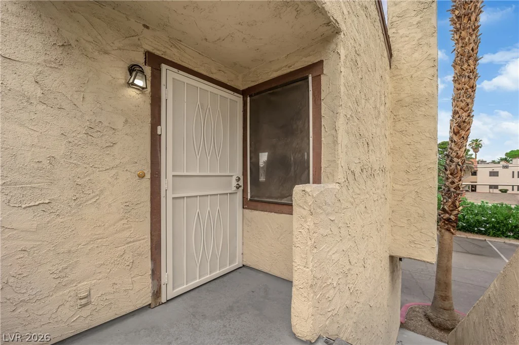 5049 Spencer, Las Vegas, NV 89119