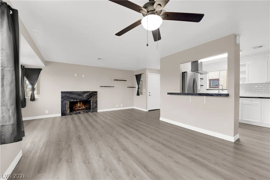 5049 Spencer, Las Vegas, NV 89119