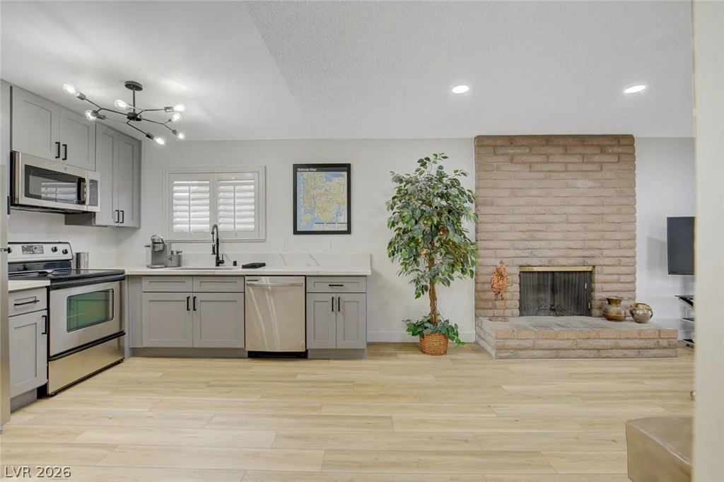 4273 Hazelcrest, Las Vegas, NV 89121