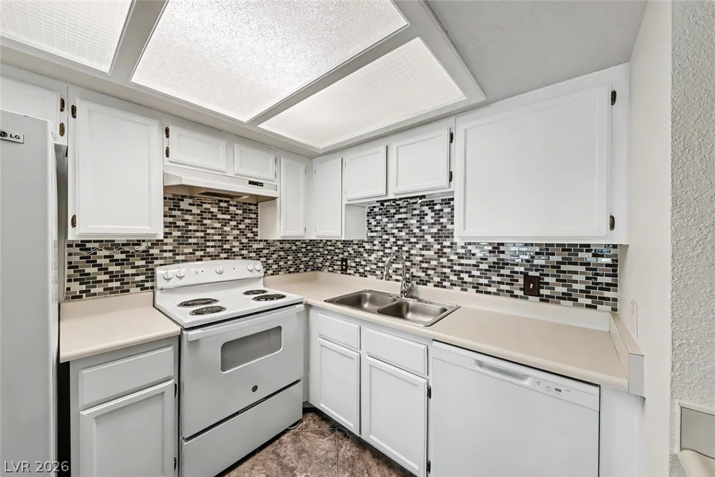 1340 Pinto Rock, Las Vegas, NV 89128