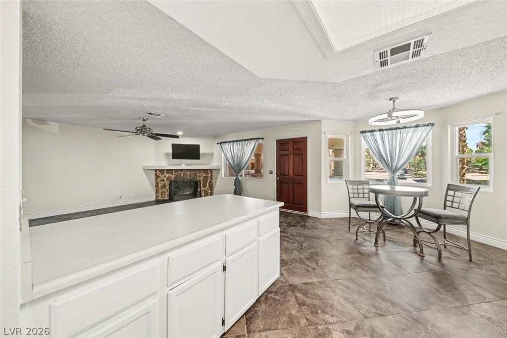 1340 Pinto Rock, Las Vegas, NV 89128