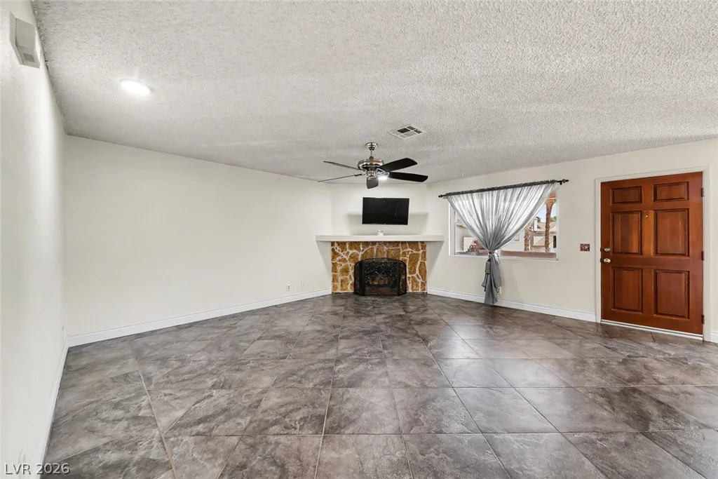 1340 Pinto Rock, Las Vegas, NV 89128