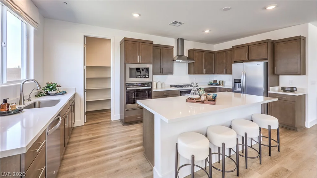 917 Kassie Lake, North Las Vegas, NV 89084