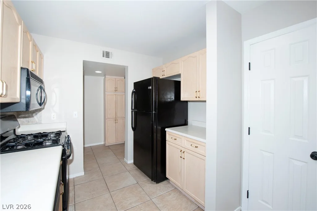 8444 Stoney Bluff, Las Vegas, NV 89129