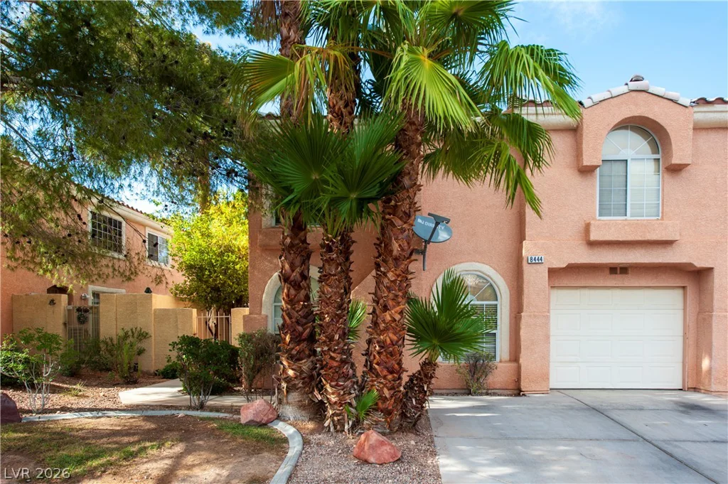 8444 Stoney Bluff, Las Vegas, NV 89129