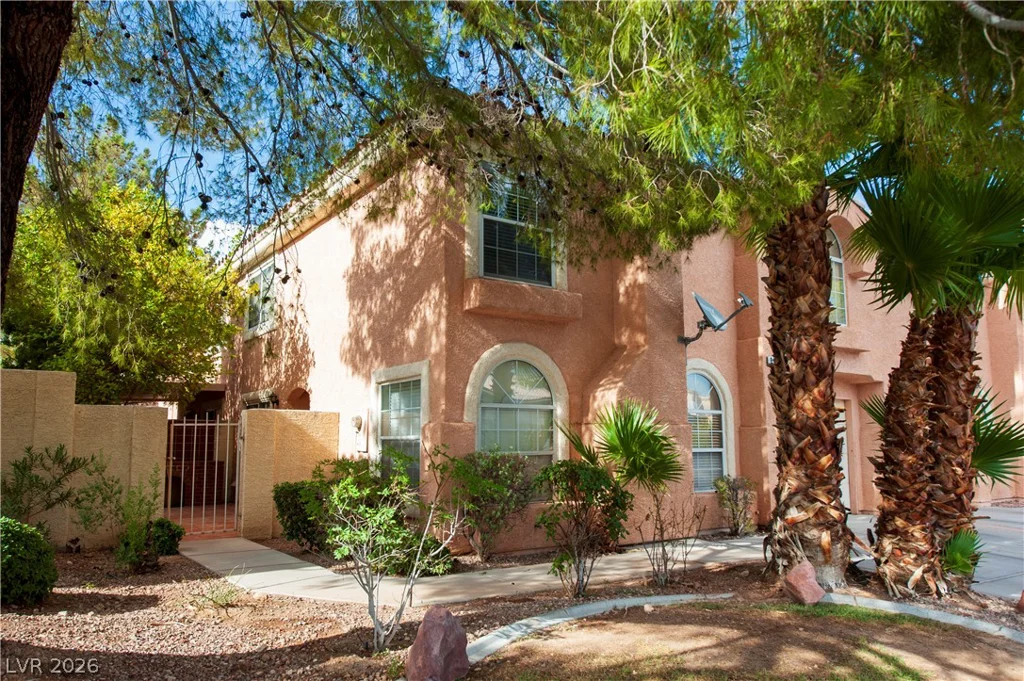 8444 Stoney Bluff, Las Vegas, NV 89129