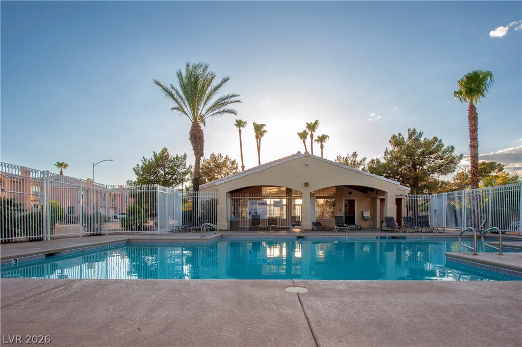8444 Stoney Bluff, Las Vegas, NV 89129