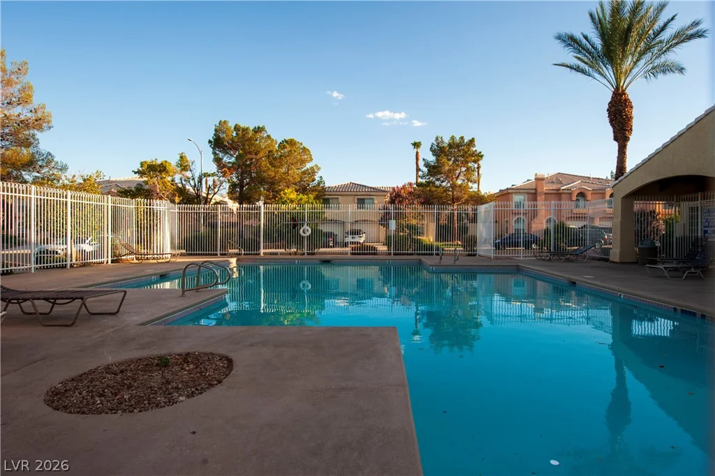 8444 Stoney Bluff, Las Vegas, NV 89129