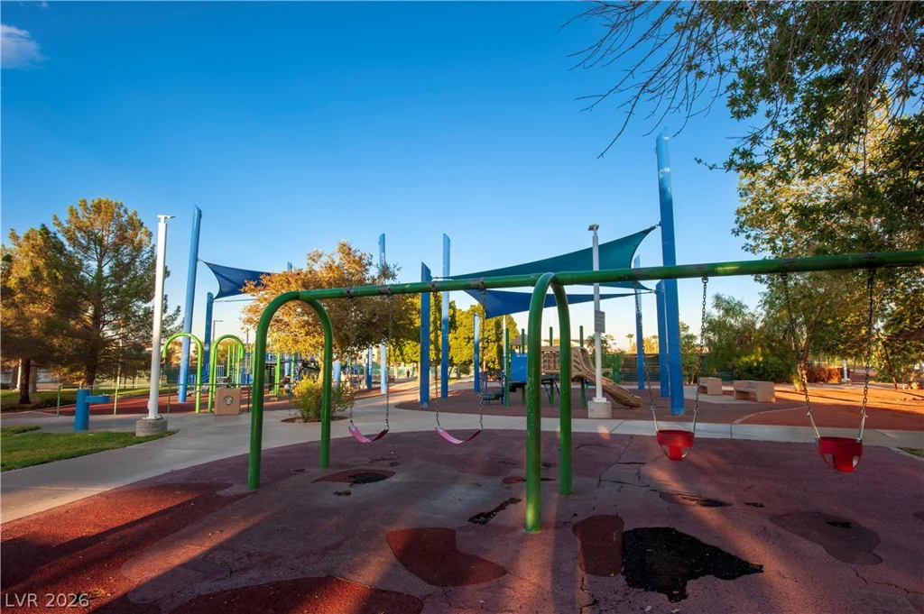8444 Stoney Bluff, Las Vegas, NV 89129