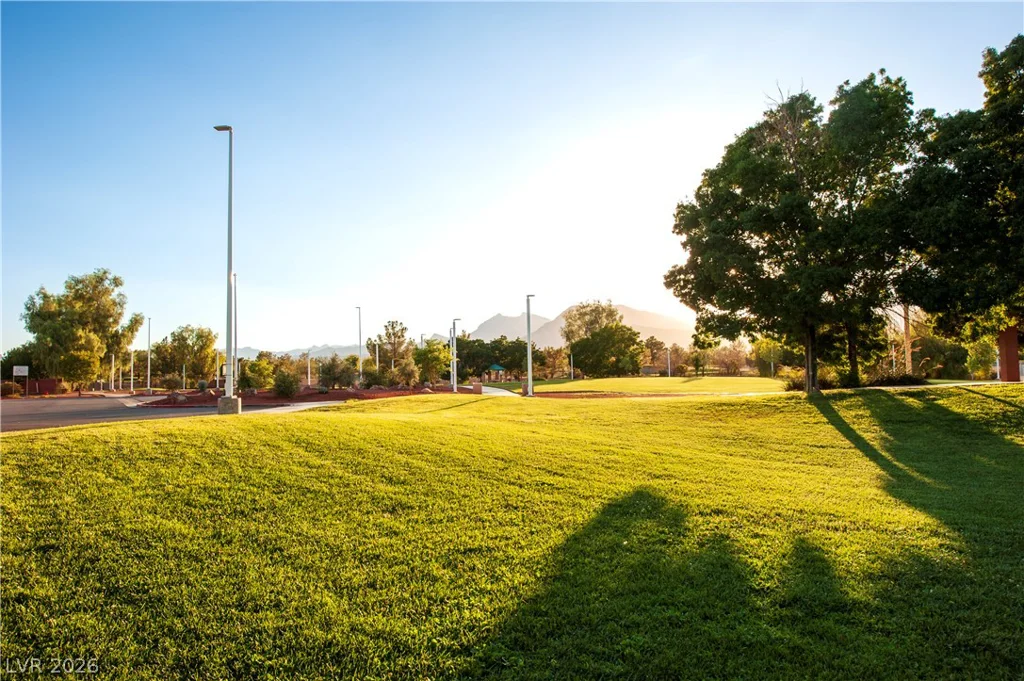 8444 Stoney Bluff, Las Vegas, NV 89129